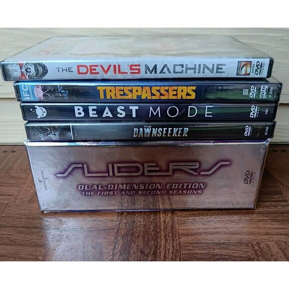 Sealed 4 Thrillers DVDs Plus Seasons 1 & 2 of Sliders -Never Played - DVD Combo - Picture 2 of 15
